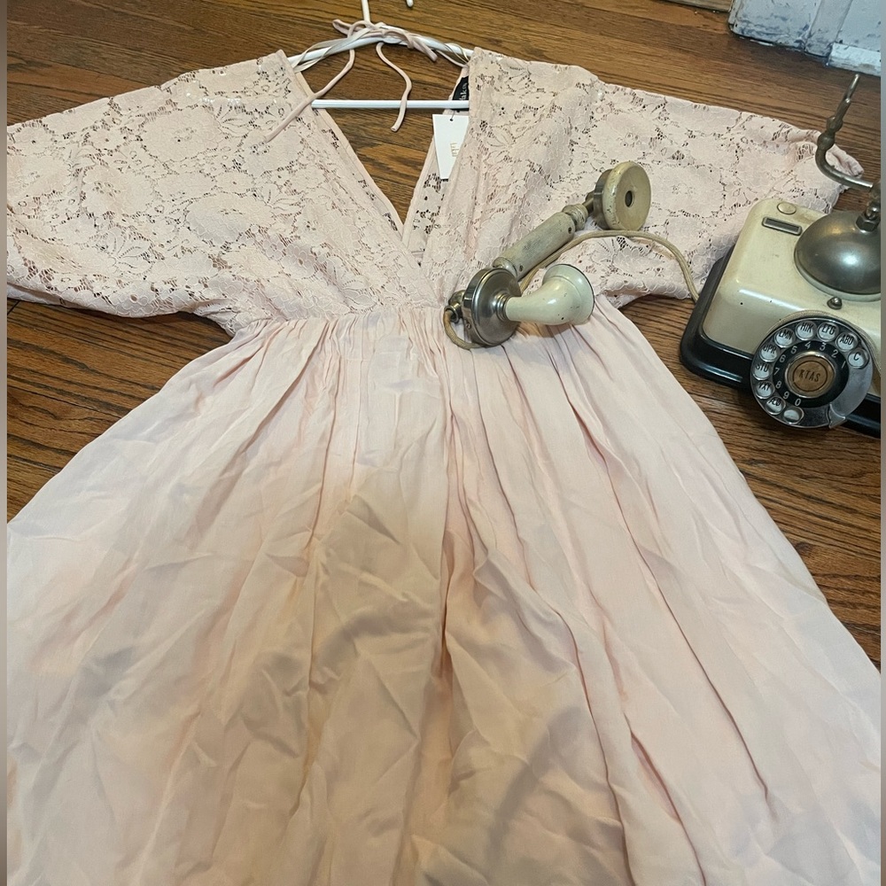 AAKAA bnwt pink blush dress